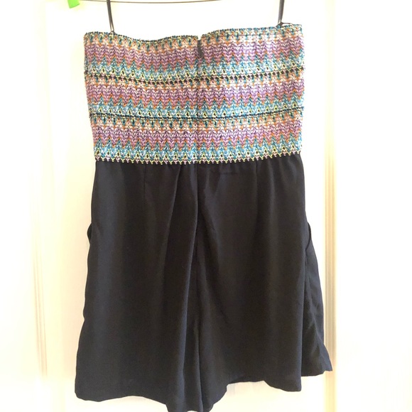 Romper - Picture 2 of 5